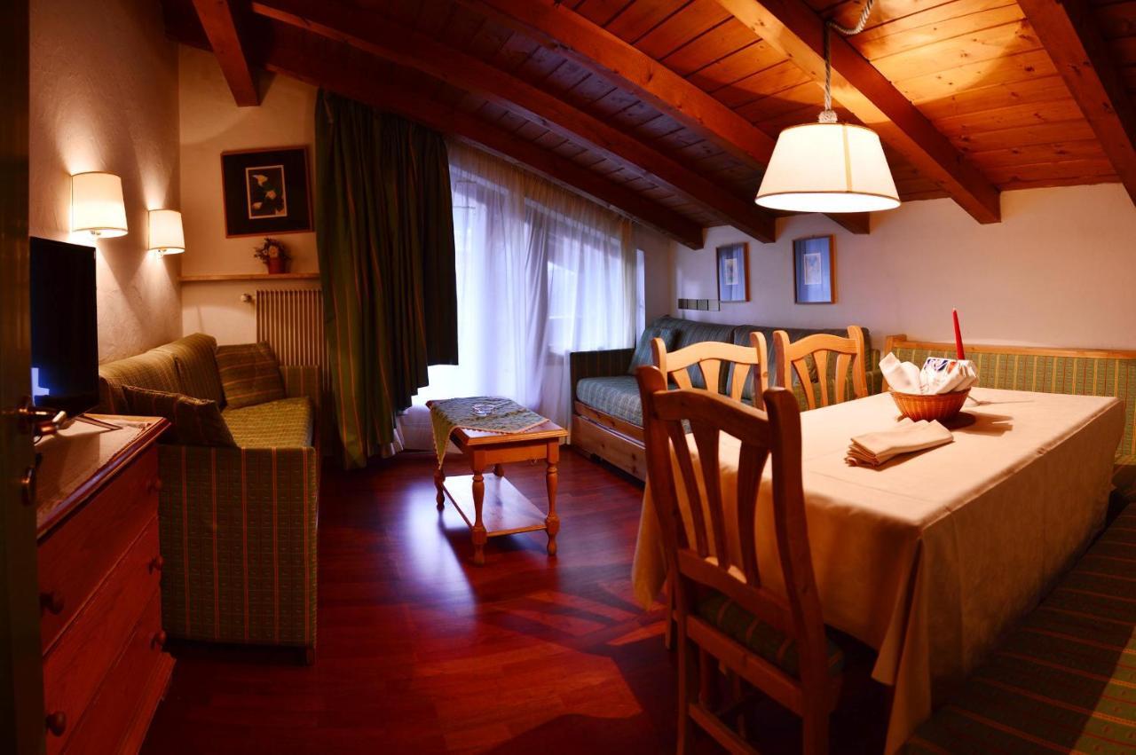 Appartamenti Astoria La Villa La Villa  Zewnętrze zdjęcie