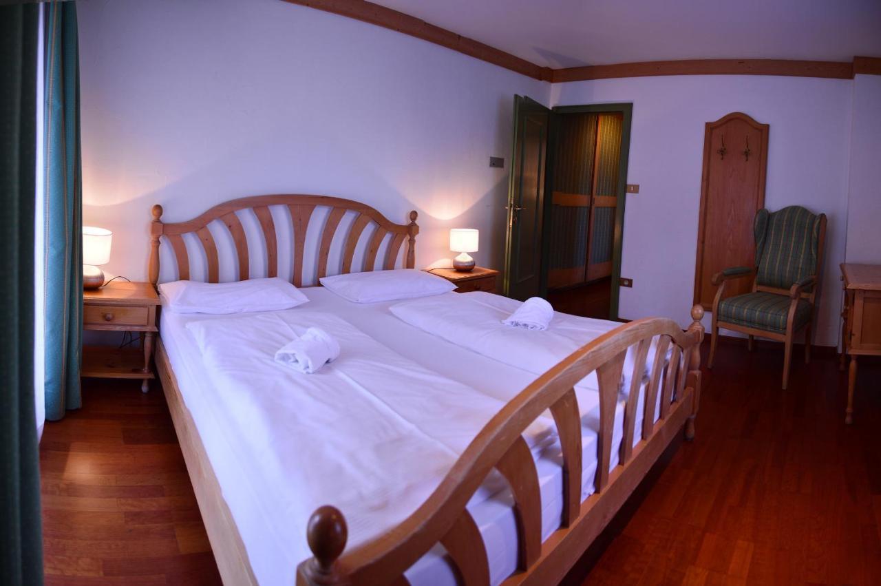 Appartamenti Astoria La Villa La Villa  Zewnętrze zdjęcie